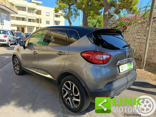 RENAULT Captur usata, con Sedile posteriore sdoppiato