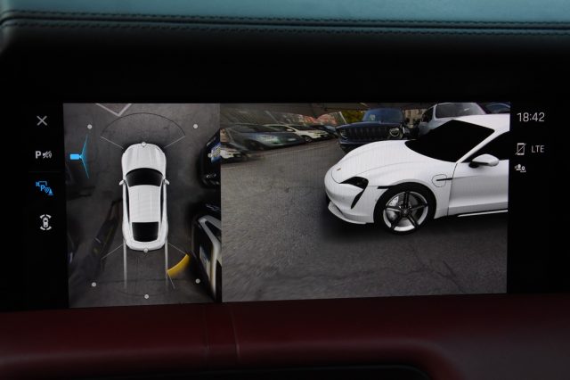 PORSCHE Taycan usata, con ESP