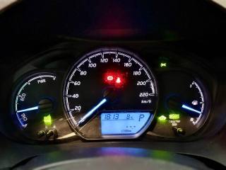 TOYOTA Yaris usata, con Autoradio digitale