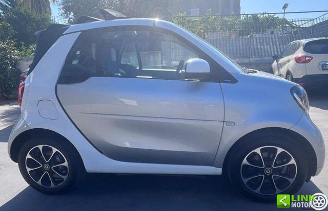 SMART ForTwo usata, con Autoradio