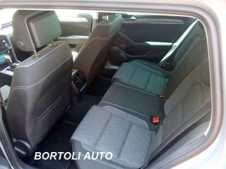 VOLKSWAGEN Passat Variant usata, con Climatizzatore