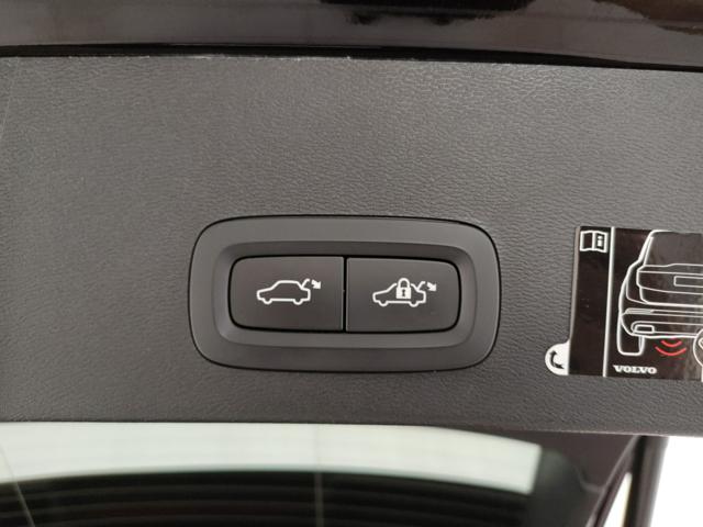 VOLVO XC40 usata, con Bluetooth