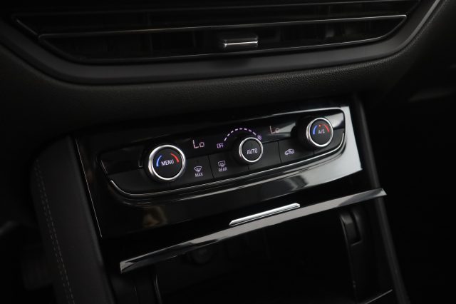 OPEL Grandland usata 11