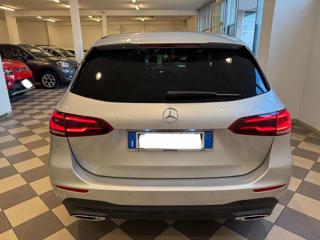 MERCEDES-BENZ B 180 usata, con Alzacristalli elettrici