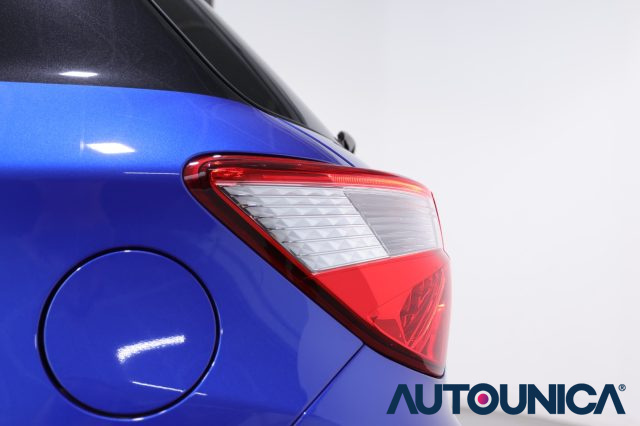 TOYOTA Yaris usata 39