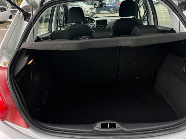 PEUGEOT 208 usata, con Controllo automatico clima