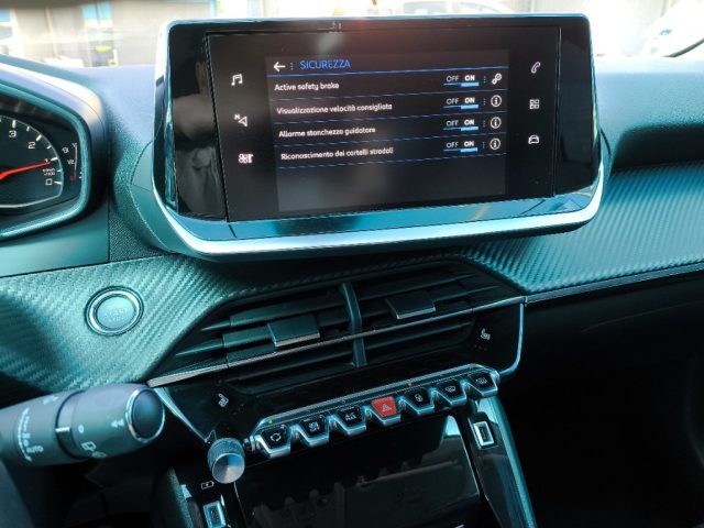 PEUGEOT 208 usata 12