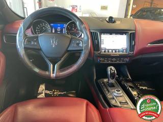 MASERATI Levante usata, con Park Distance Control