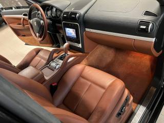 PORSCHE Cayenne usata, con Interni in pelle