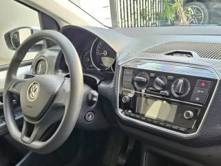 VOLKSWAGEN up! usata, con Cruise Control