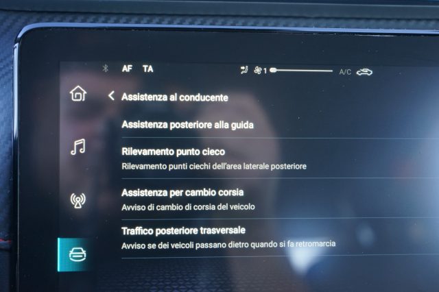 MG ZS usata 33