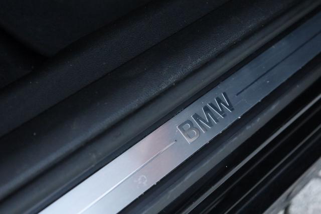 BMW 318 usata, con Leve al volante