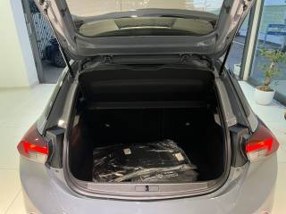 OPEL Corsa usata, con Vetri oscurati