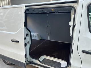 RENAULT Trafic usata 18