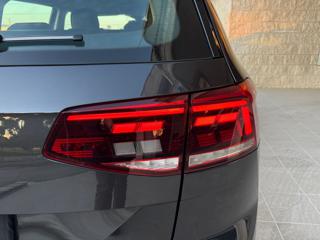 VOLKSWAGEN Passat Variant usata, con Controllo elettronico della corsia