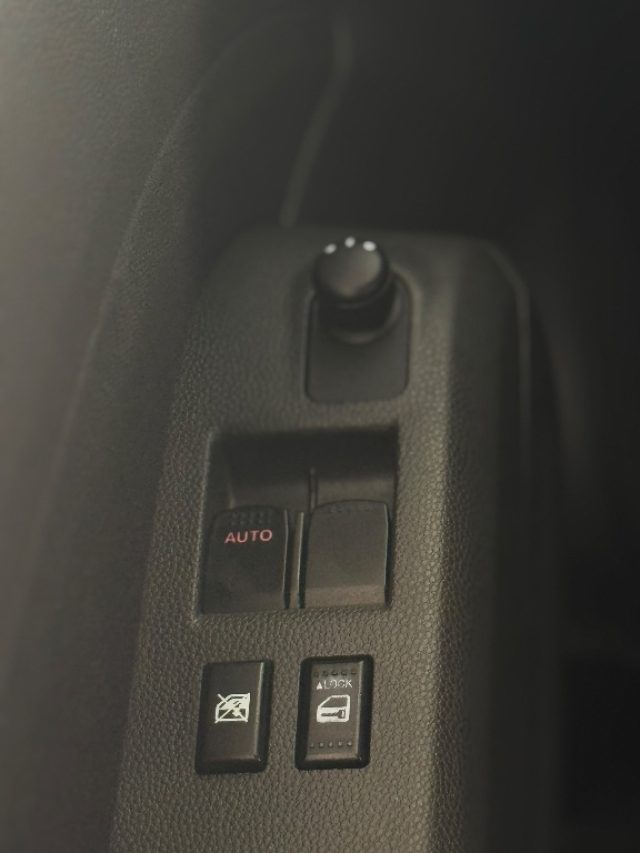 SUZUKI Splash usata 15