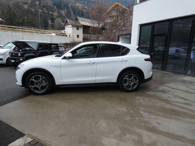 ALFA ROMEO Stelvio usata, con Cerchi in lega