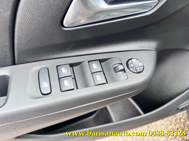 OPEL Corsa usata, con Climatizzatore