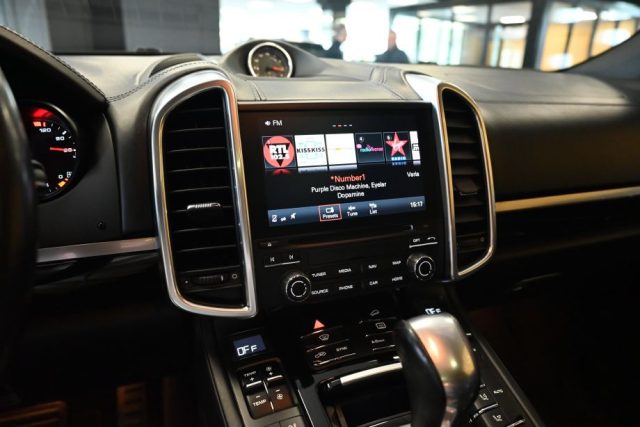 PORSCHE Cayenne usata 40