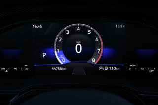 VOLKSWAGEN Taigo usata, con Hill holder