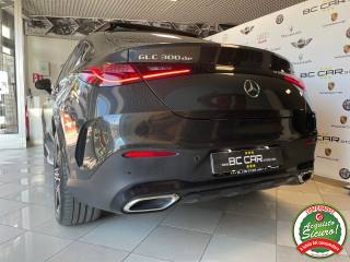MERCEDES-BENZ GLC 300 usata, con Autoradio digitale