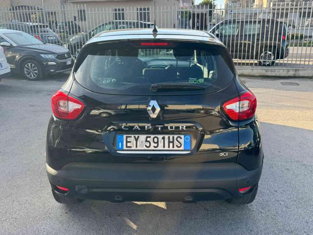 RENAULT Captur usata, con Autoradio