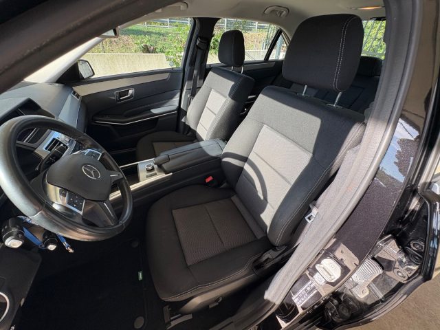 MERCEDES-BENZ E 200 usata, con Controllo automatico clima