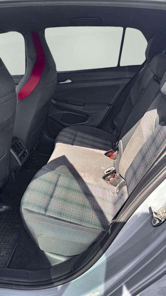VOLKSWAGEN Golf usata, con Controllo trazione