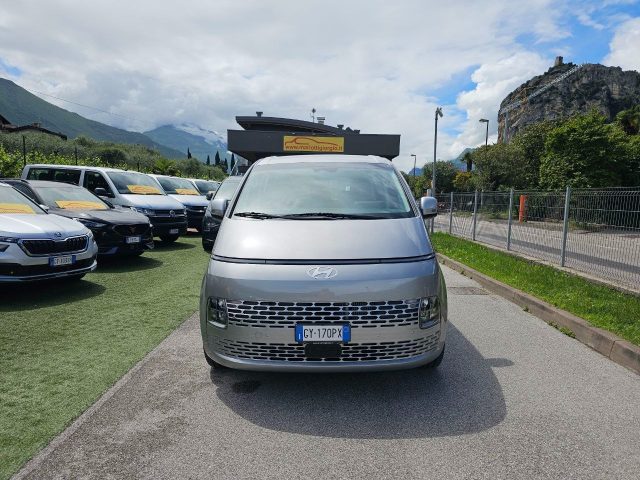 HYUNDAI Staria usata, con Climatizzatore