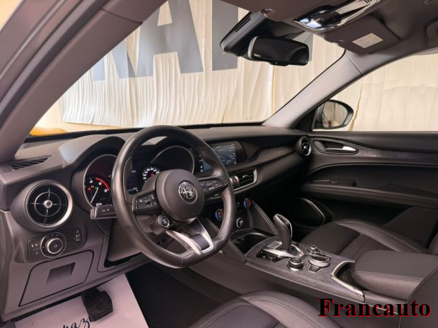 ALFA ROMEO Stelvio usata, con Autoradio