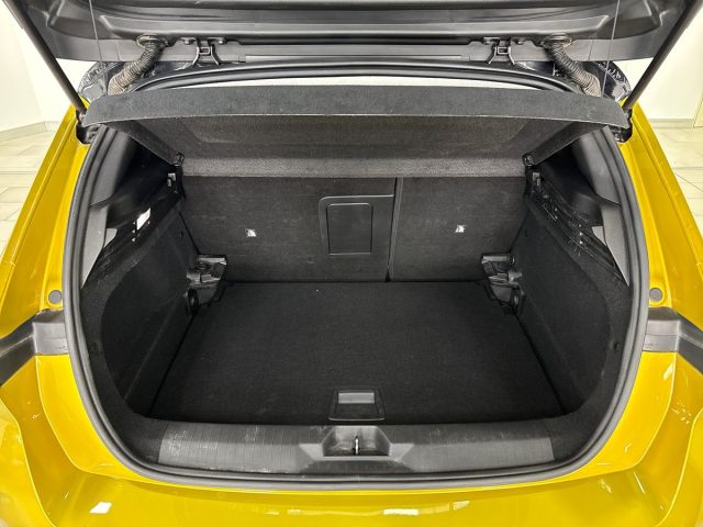 OPEL Astra usata, con Servosterzo