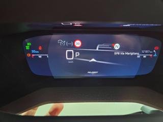PEUGEOT 2008 usata, con Airbag