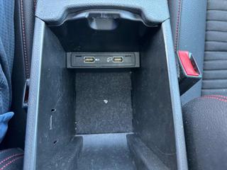 MERCEDES-BENZ B 200 usata, con Isofix