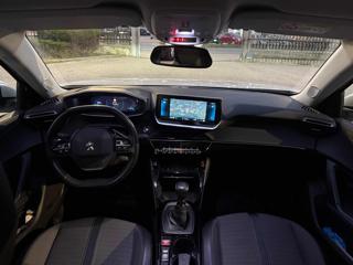 PEUGEOT 2008 usata, con Fari LED