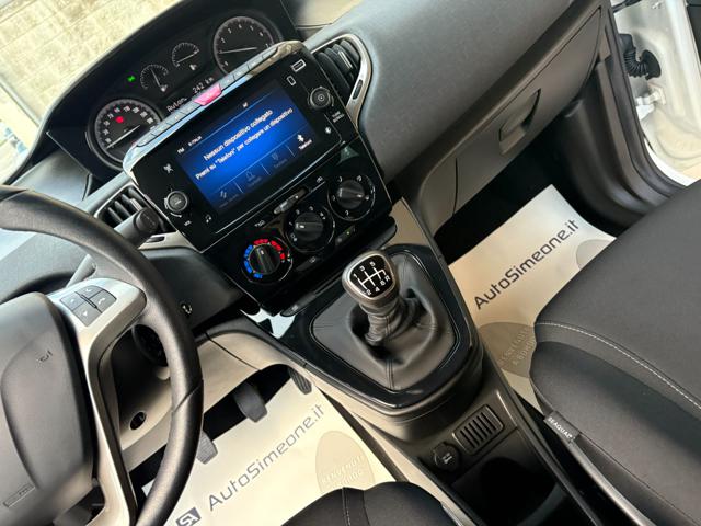 LANCIA Ypsilon usata, con Servosterzo