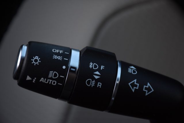 LAND ROVER Range Rover Velar usata, con Controllo vocale