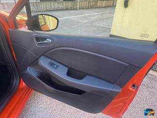 RENAULT Clio usata 21