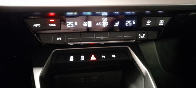 AUDI A3 usata, con Sensori di parcheggio posteriori