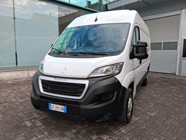 PEUGEOT Boxer usata, con Boardcomputer
