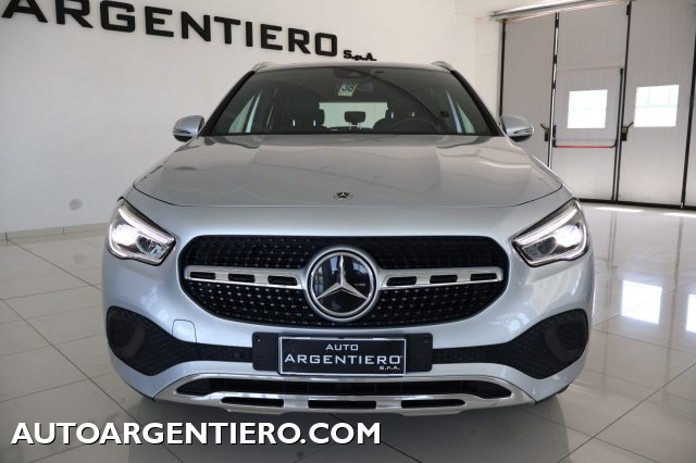 MERCEDES-BENZ GLA 200 usata, con Airbag