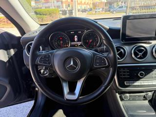 MERCEDES-BENZ CLA 200 usata, con Airbag testa