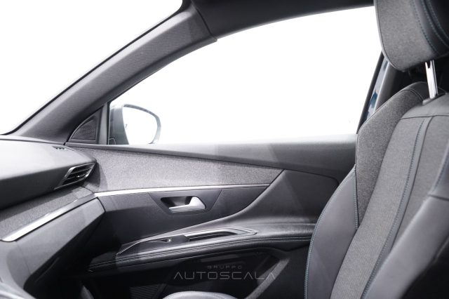 PEUGEOT 3008 usata, con Sensore di pioggia
