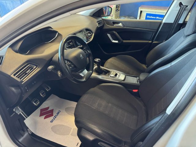 PEUGEOT 308 usata, con Cruise Control