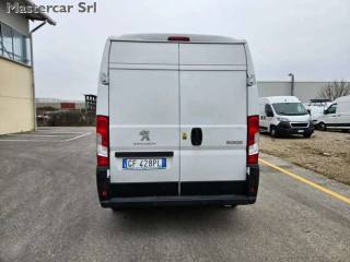 PEUGEOT Boxer usata, con Autoradio