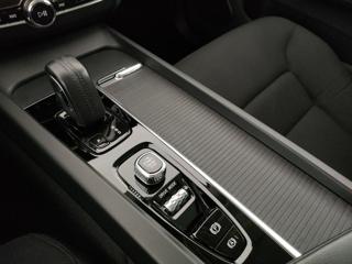 VOLVO XC60 usata, con Fari LED