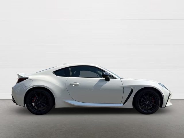 TOYOTA GR86 usata, con Cerchi in lega
