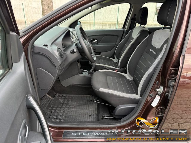 DACIA Sandero usata, con Cerchi in lega