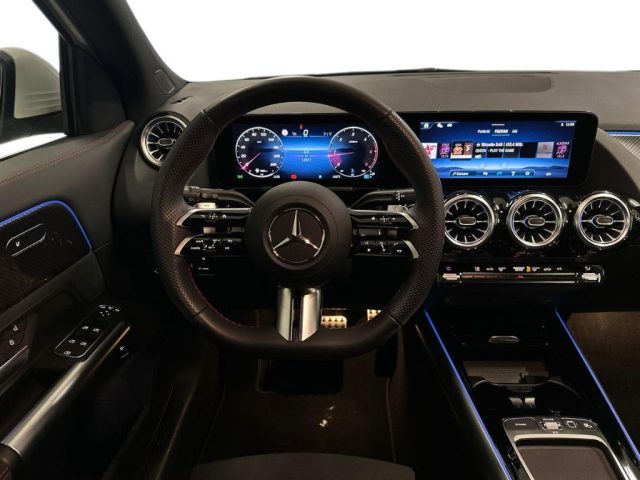 MERCEDES-BENZ GLA 180 usata, con Controllo trazione
