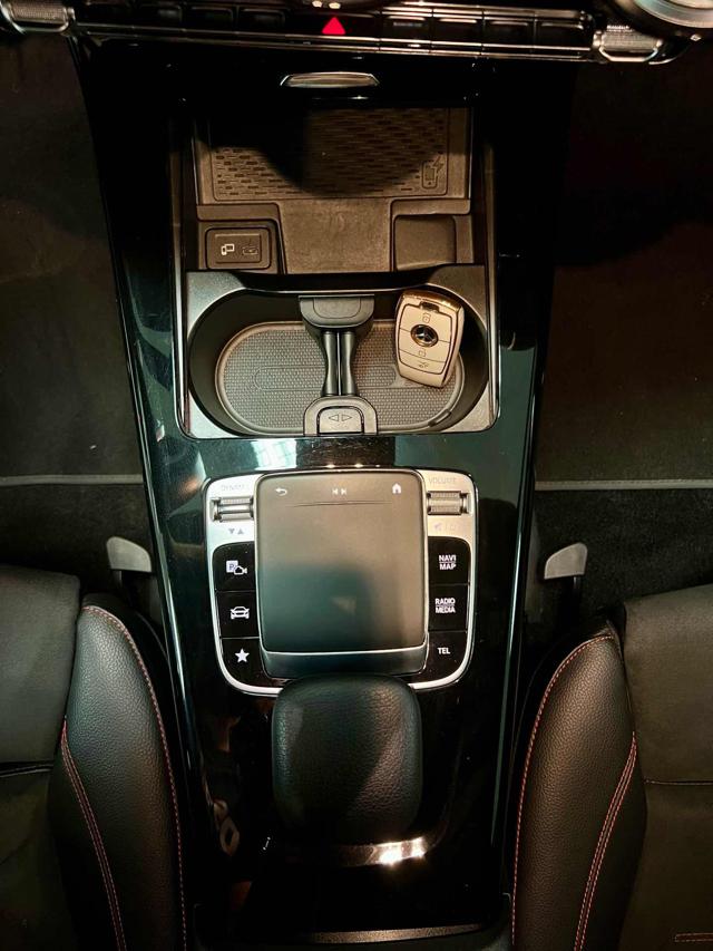 MERCEDES-BENZ A 200 usata, con Autoradio digitale