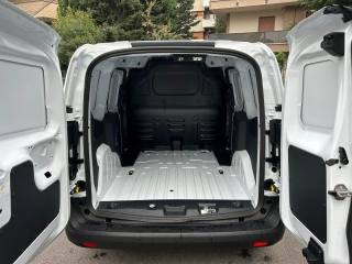 FORD Transit Courier usata, con Touch screen